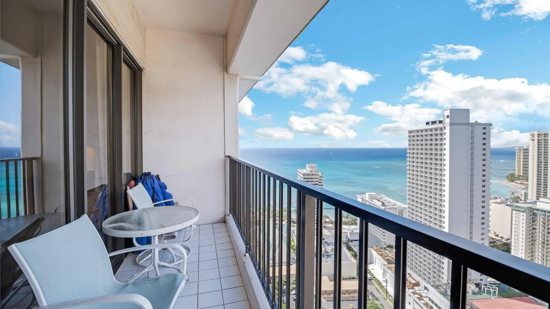 Waikiki Banyan Condo Located One Block From Waikiki Beach! Condo Honolulu 0*,