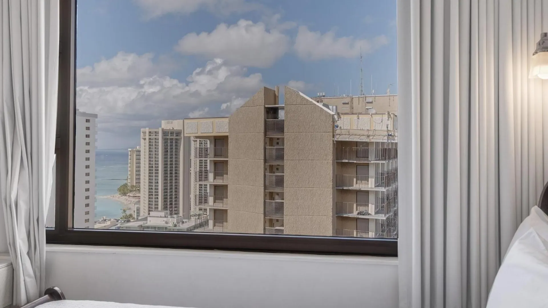 Waikiki Banyan Condo Located One Block From Waikiki Beach! Condo Honolulu 0*,  USA
